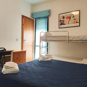 Zenith Hotel
